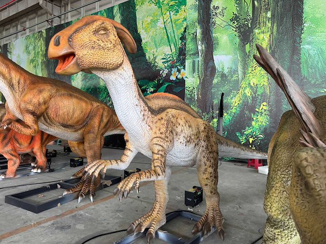 Rhino-cross-dino - rad-021 - dinosaurus parasaurolophus 4 meter - afbeelding 3 van  8