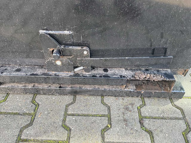 Rhino-cross dumping hopper 1cy voorladers en accessoires - afbeelding 3 van  17