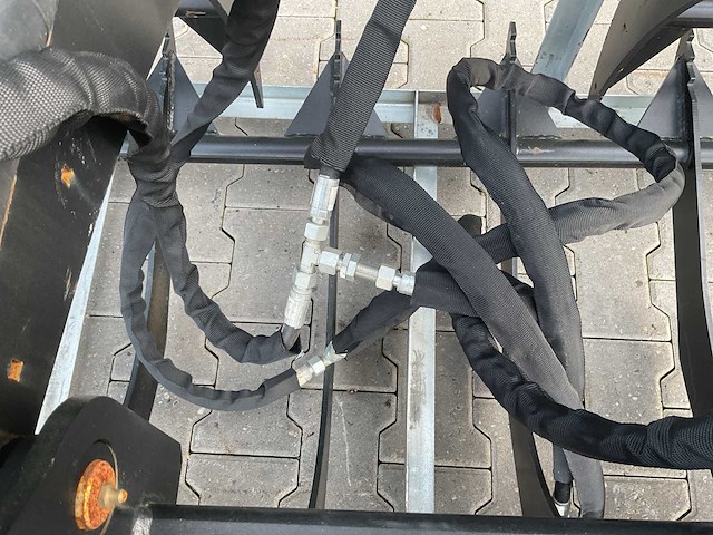 Rhino-cross fort grapple schranklader - afbeelding 12 van  12