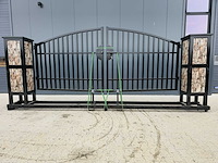 Rhino-cross-gates 600 cm toegangspoort/hek compleet met palen - afbeelding 1 van  5