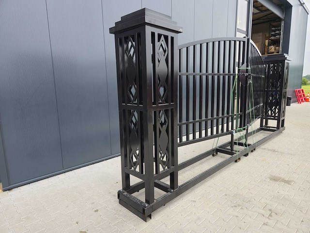 Rhino-cross-gates 600 cm toegangspoort/hek compleet met palen - afbeelding 1 van  9