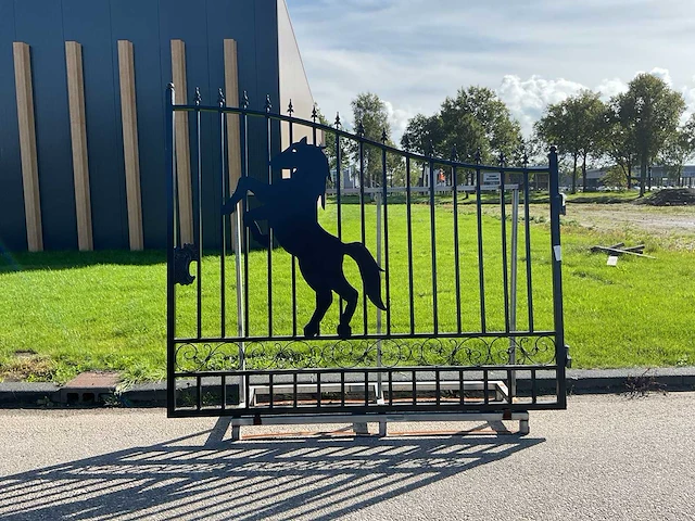 Rhino-cross-gates paard 547cm toegangspoort/hek 18ft - afbeelding 1 van  6