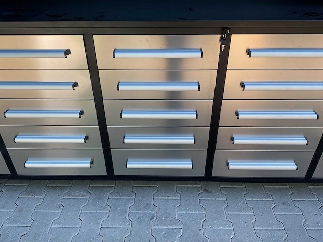 Rhino cross h10ft-35d-2-01c-01 202604071405 werkbank - afbeelding 16 van  16