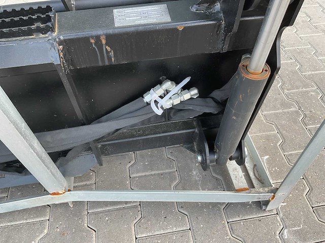 Rhino-cross heavy grass fork grapple schranklader - afbeelding 9 van  12