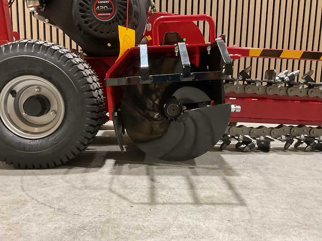 Rhino-cross mt1000 sleuvengraafmachine - afbeelding 49 van  60
