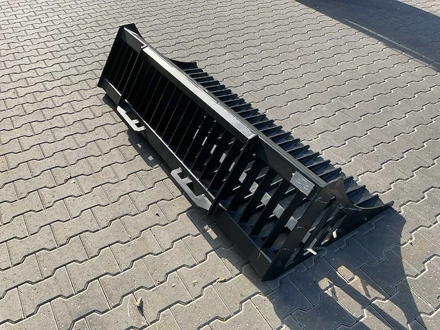 Rhino-cross rock bucket sh-78 voorzetapparatuur - afbeelding 5 van  9