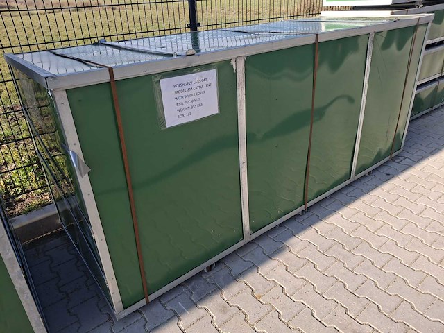 Rhino-cross-shelters 8 meter cattle tent 8x8x4 meter dierenverblijf/tent - afbeelding 5 van  5