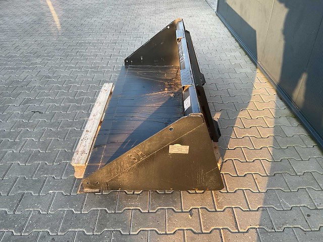 Rhino-cross standard bucket 72 inch schranklader - afbeelding 2 van  5