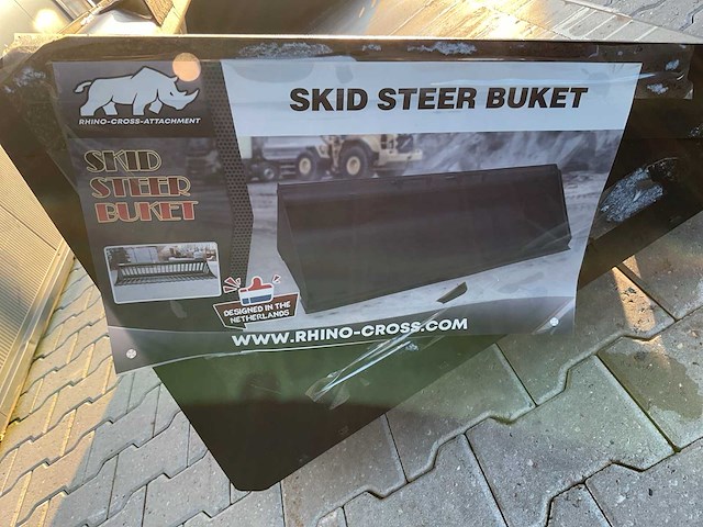 Rhino-cross standard bucket 78 inch schranklader - afbeelding 4 van  4