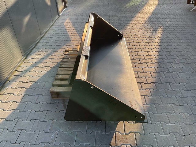 Rhino-cross standard bucket 84 inch schranklader - afbeelding 2 van  8