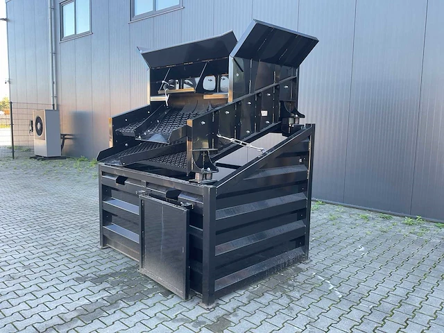 Rhino-cross vibratory screen mobiele zeefinstallatie - afbeelding 12 van  20