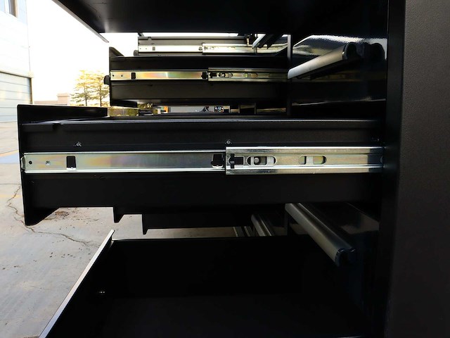 Rhino-cross-workbench 10ft-25d-01c zwart werkbank 25 lades - afbeelding 8 van  8