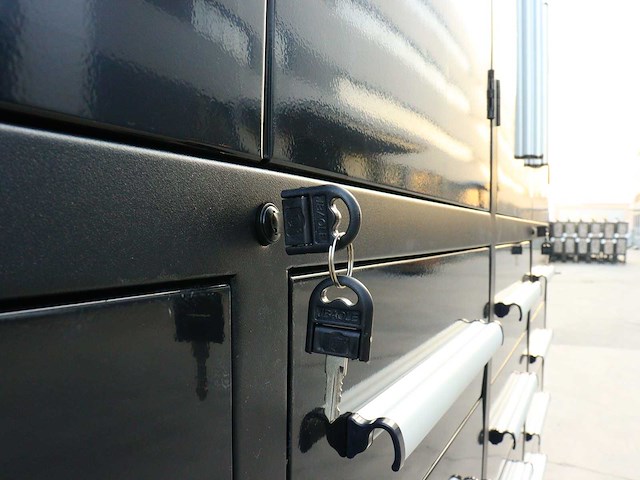 Rhino-cross-workbench h7ft-28d-4-01c zwart werkbank 28 lades 4 deuren - afbeelding 15 van  16