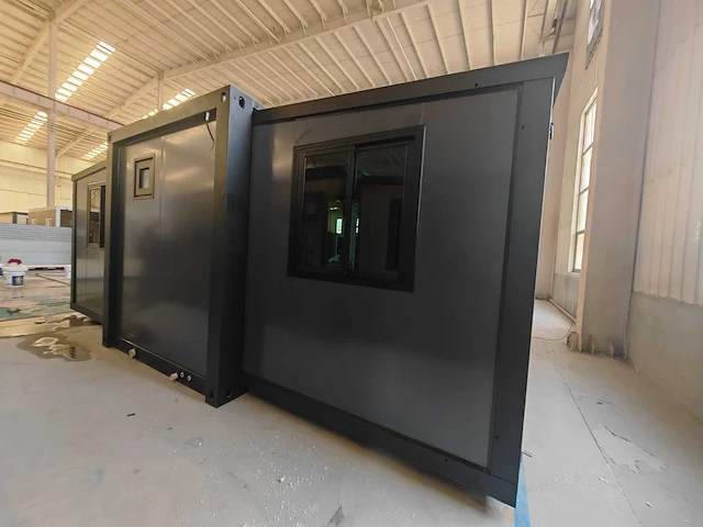 Rhino houses 10ft zwart tiny house - afbeelding 17 van  22