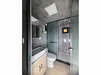 Rhino houses 20ft balcony licht hout tiny house