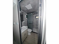 Rhino houses 20ft balcony zwart tiny house - afbeelding 15 van  22