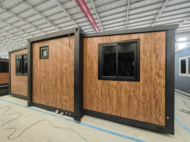 Rhino houses 20ft hout glazen wand tiny house - afbeelding 23 van  24