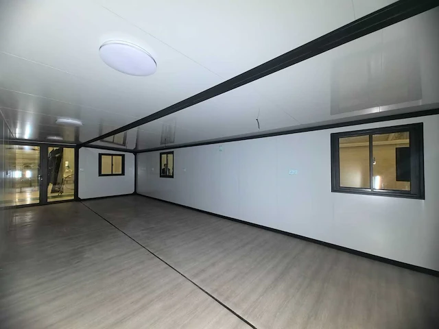 Rhino houses 40ft zwart tiny house - afbeelding 11 van  26