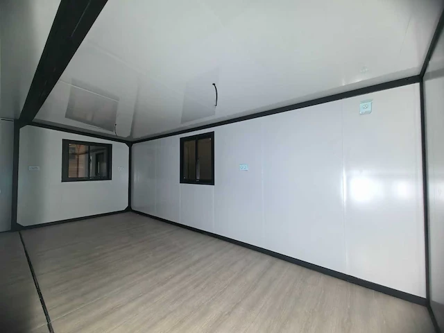 Rhino houses 40ft zwart tiny house - afbeelding 16 van  26