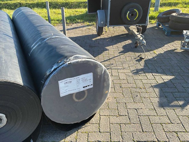 Rhinomat - 2019 - 1000 - rol versterkte composiet geomembraan - afbeelding 3 van  5