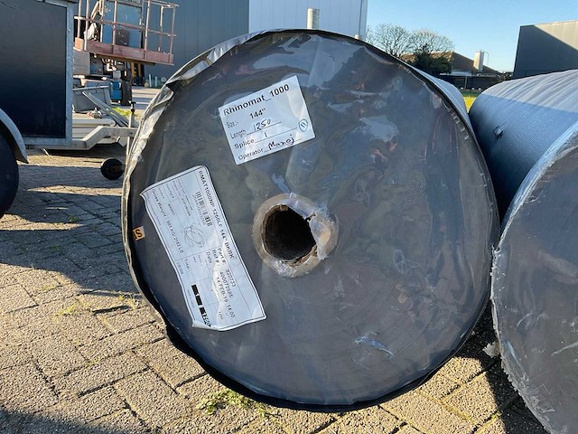 Rhinomat - 2019 - 1000 - rol versterkte composiet geomembraan - afbeelding 4 van  5