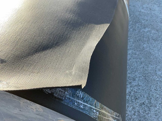 Rhinomat - 2019 - 1000 - rol versterkte composiet geomembraan - afbeelding 2 van  4