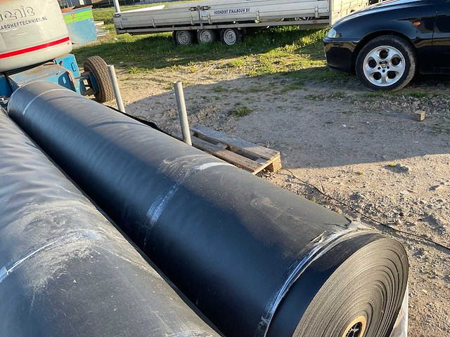 Rhinomat - 2019 - 1000 - rol versterkte composiet geomembraan - afbeelding 3 van  5