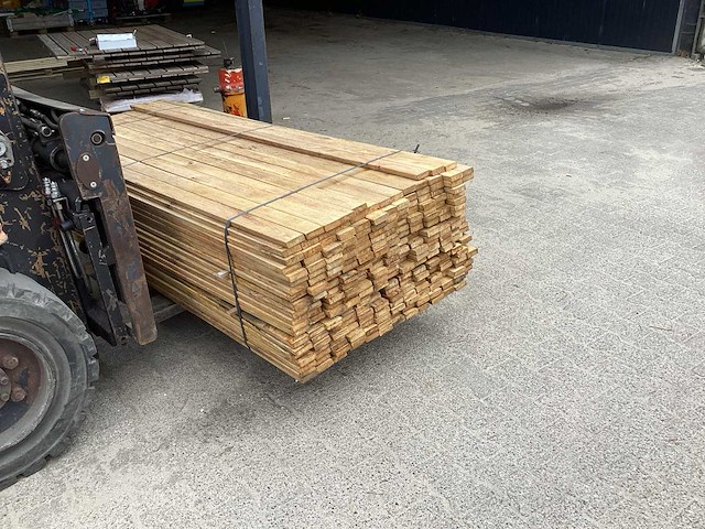 Rhombus plank eik, europees (225x) - afbeelding 3 van  4
