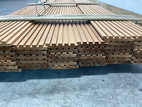 Rhombusprofielplank rib5 ayous thermowood 420x13,8x2,1 cm (15x) - afbeelding 5 van  6