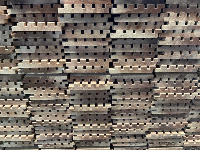 Rhombusprofielplank rib5 ayous thermowood 420x13,8x2,1 cm (25x) - afbeelding 6 van  8