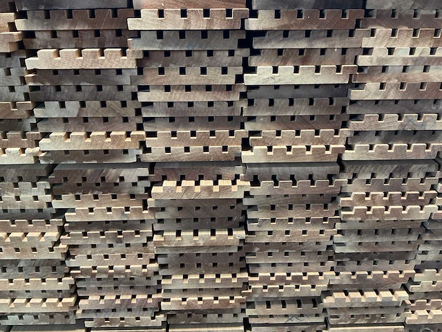 Rhombusprofielplank rib5 ayous thermowood 420x13,8x2,1 cm (25x) - afbeelding 6 van  8