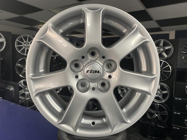 Rial flair aluminium velgenset - 5x120 7j et39 - afbeelding 1 van  1