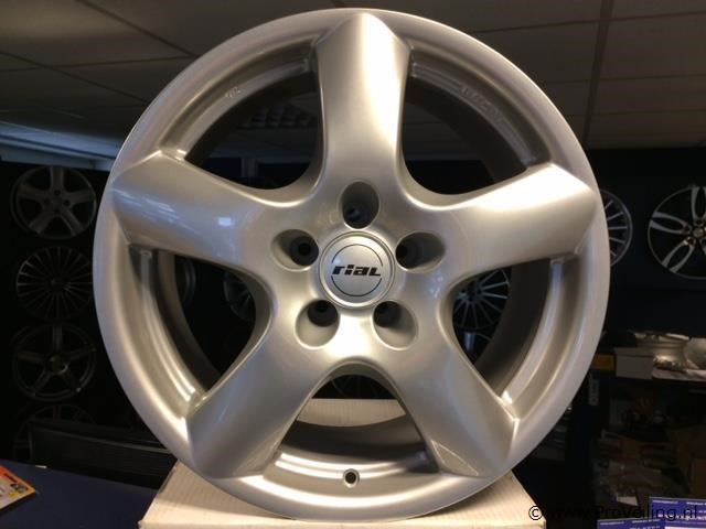 Rial oslo aluminium velgenset - 5x112 7j et42 - afbeelding 1 van  1