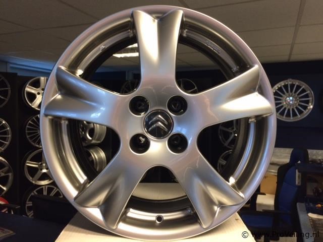 Rial trigion aluminium velgenset - 4x108 7j et22 - afbeelding 1 van  1