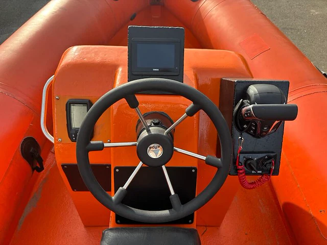 Rib-boot met yamaha 250 pk buitenboordmotor, avon, sr6, op tth easyroller bootrailer - afbeelding 4 van  45