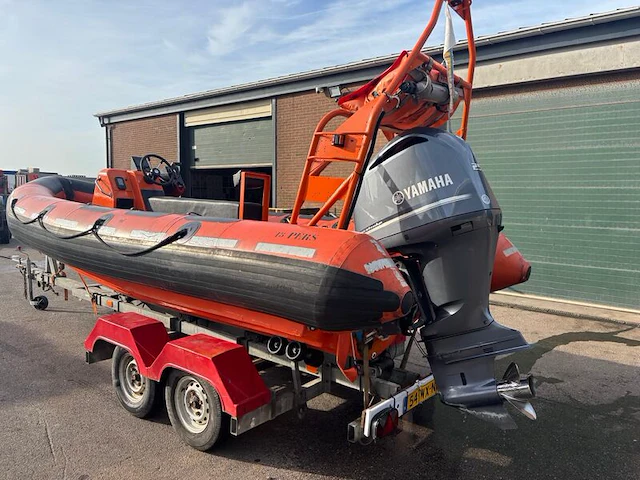 Rib-boot met yamaha 250 pk buitenboordmotor, avon, sr6, op tth easyroller bootrailer - afbeelding 23 van  45