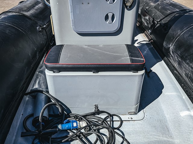 Rib boot, narwhal, hd 580, met buitenboordmotor, honda bf100 op boottrailer, pega 1150 - afbeelding 11 van  54