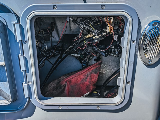 Rib boot, narwhal, hd 580, met buitenboordmotor, honda bf100 op boottrailer, pega 1150 - afbeelding 14 van  54