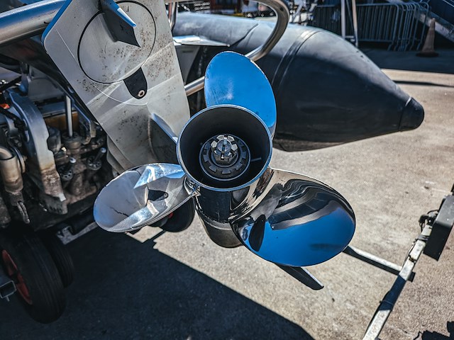 Rib boot, narwhal, hd 580, met buitenboordmotor, honda bf100 op boottrailer, pega 1150 - afbeelding 31 van  54