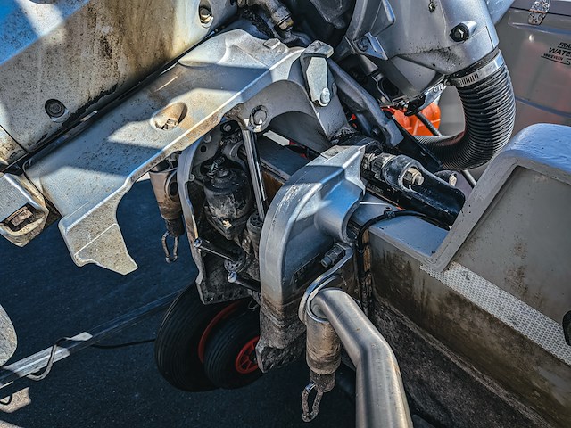 Rib boot, narwhal, hd 580, met buitenboordmotor, honda bf100 op boottrailer, pega 1150 - afbeelding 32 van  54