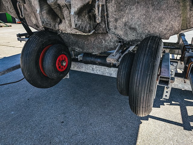 Rib boot, narwhal, hd 580, met buitenboordmotor, honda bf100 op boottrailer, pega 1150 - afbeelding 44 van  54