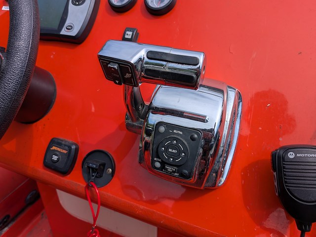 Rib boot, parker, 630, met buitenboordmotor, mercury verado, op trailer, damco dk 2400 - afbeelding 7 van  48
