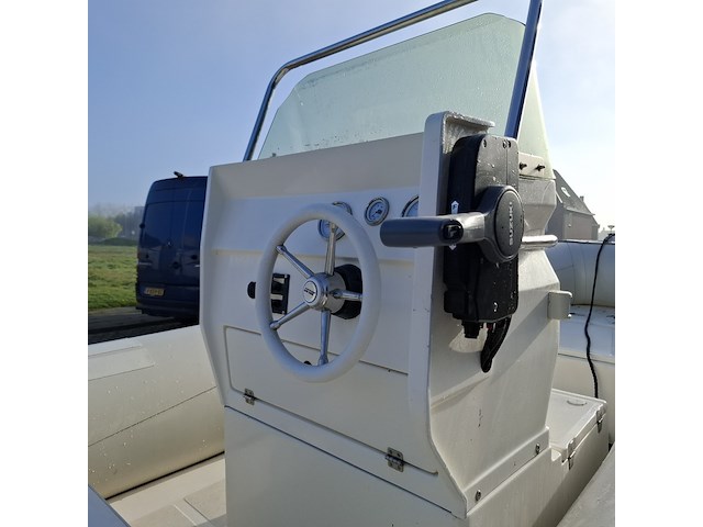 Rib met buitenboordmotor, suzuki / joker boat, 60pk df60 / coaster 470 - afbeelding 3 van  52