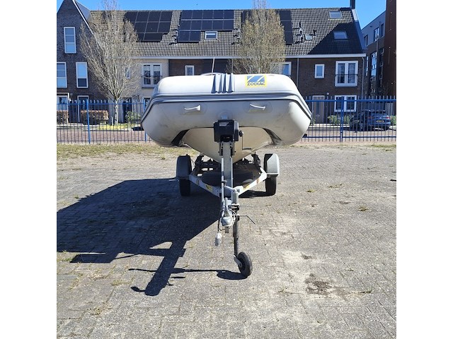Rib met stuurconsole, zodiac, cherokee, met buitenboordmotor honda | 50 pk - afbeelding 2 van  45