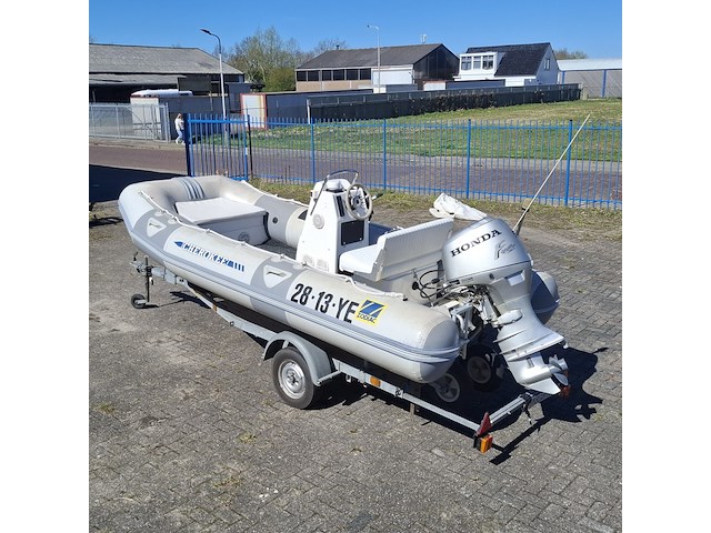 Rib met stuurconsole, zodiac, cherokee, met buitenboordmotor honda | 50 pk - afbeelding 12 van  45