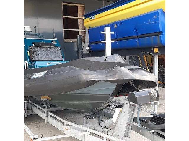 Rib rubberboot met volvo penta d4 260 en pega zb3500 trailer, duarry, cormoran730fb, 2007 - afbeelding 2 van  48