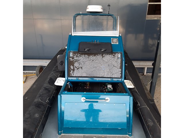 Rib rubberboot met volvo penta d4 260 en pega zb3500 trailer, duarry, cormoran730fb, 2007 - afbeelding 15 van  48