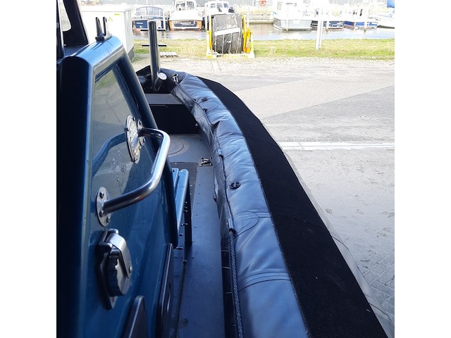 Rib rubberboot met volvo penta d4 260 en pega zb3500 trailer, duarry, cormoran730fb, 2007 - afbeelding 32 van  48