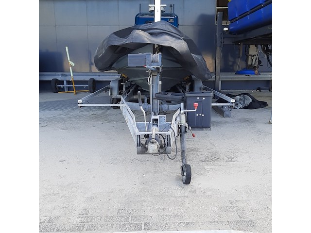 Rib rubberboot met volvo penta d4 260 en pega zb3500 trailer, duarry, cormoran730fb, 2007 - afbeelding 23 van  48
