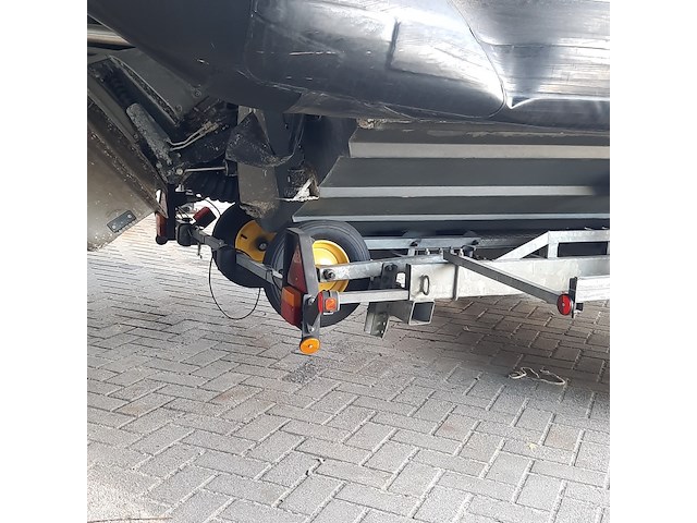 Rib rubberboot met volvo penta d4 260 en pega zb3500 trailer, duarry, cormoran730fb, 2007 - afbeelding 38 van  48